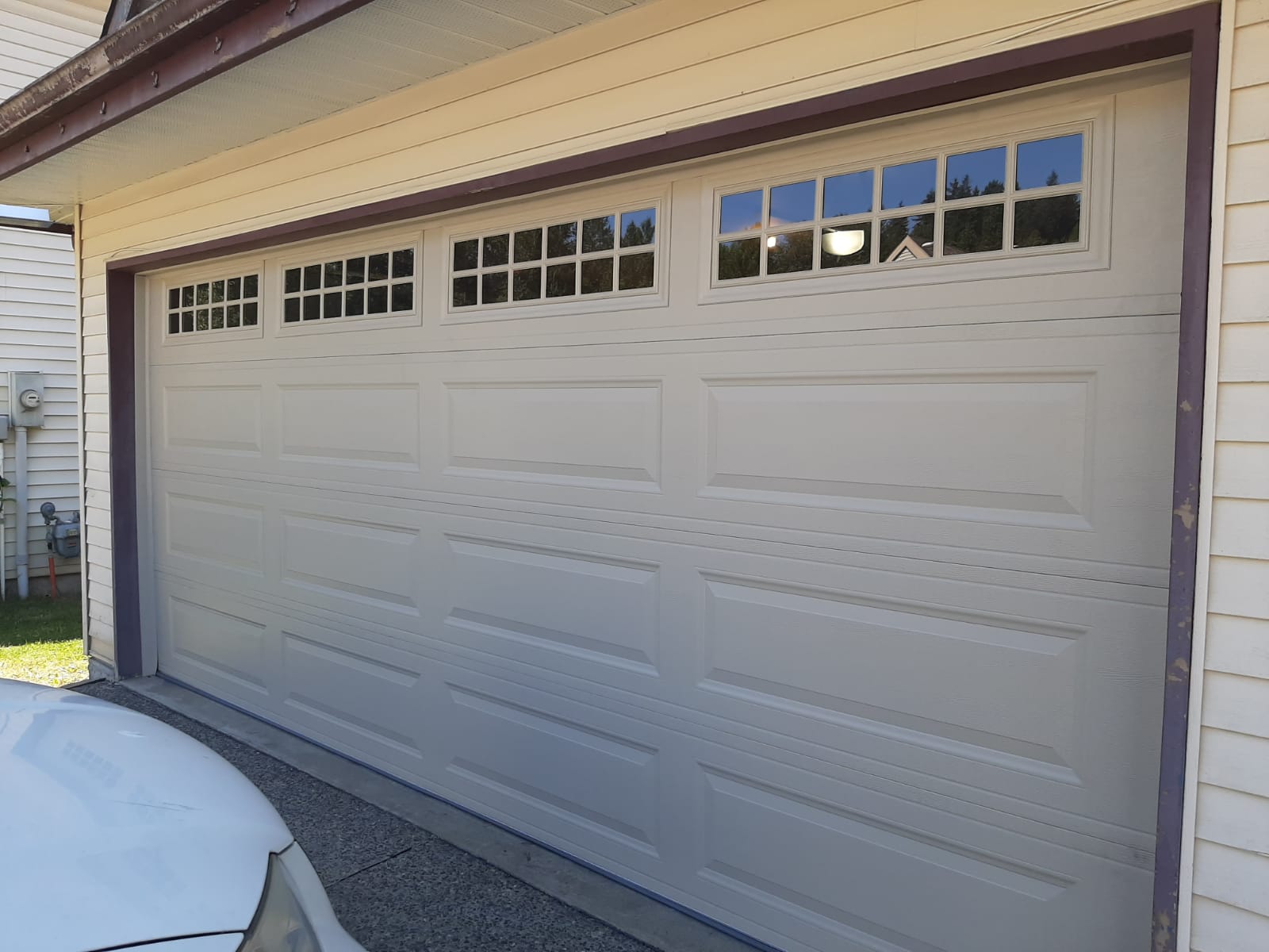 common size garage door